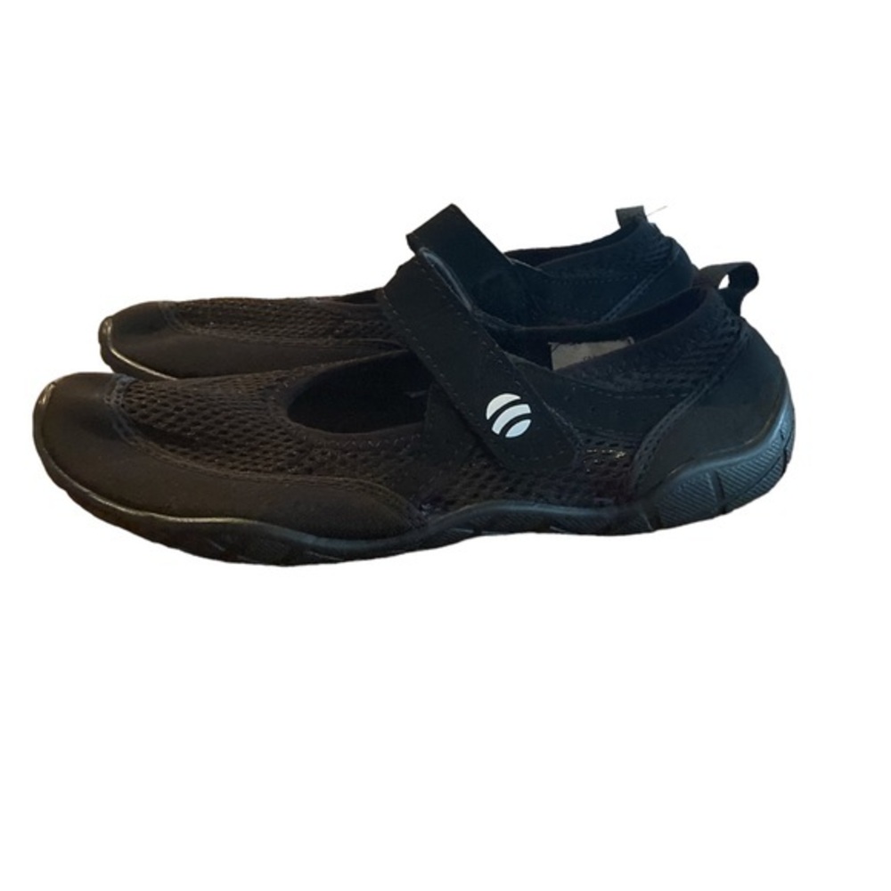 CANCUN Womens Swim Shoe - size 7